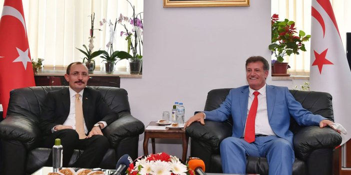 Ticaret Bakanı Muş KKTC'de Cumhurbaşkanı ile görüştü
