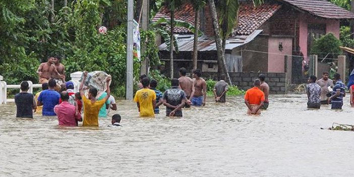 Sri Lanka’da sel 245 bin kişiyi etkiledi 14 can aldı