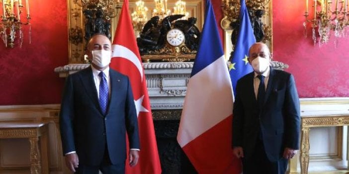 Bakan Çavuşoğlu, Fransız mevkidaşı Drian ile görüştü