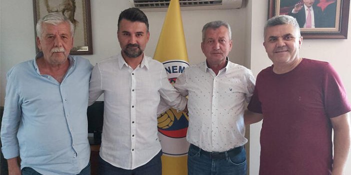 Menemenspor'da Teknik direktör Cenk Laleci yeniden göreve getirildi