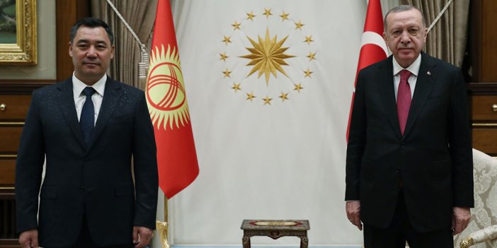 Cumhurbaşkanı Erdoğan Kırgızistan Cumhurbaşkanı Caparov ile bir araya geldi
