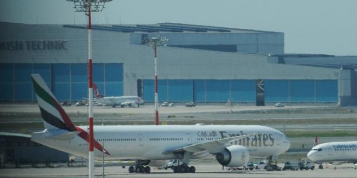 Emirates uçağı İstanbul’a acil iniş yaptı