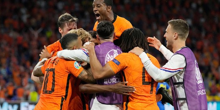 Müthiş maçta kazanan Hollanda