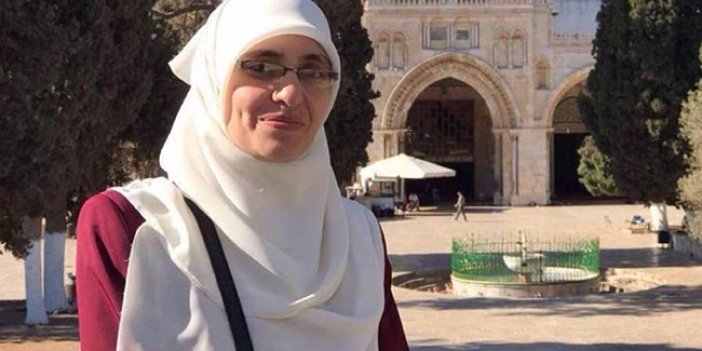 Filistinli aktivist Hanadi el-Halavani'yi gözaltına alındı