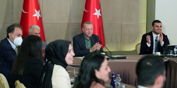 Erdoğan gençlerle bir araya geldi