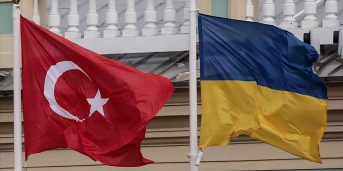 Ukrayna'da Türkiye Bursları sınavları başladı