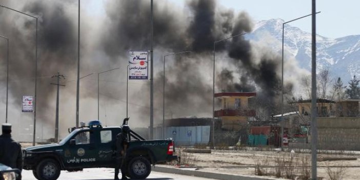 Afganistan'da bombalı saldırıda 5 sivil öldü
