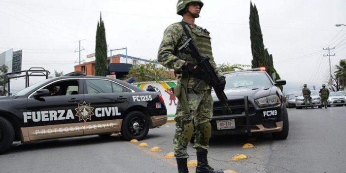Meksika'da uyuşturucu kartelleri çatıştı: 18 ölü