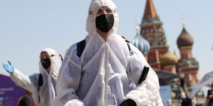 Rusya'da korona virüs vaka sayısı hızla artıyor. Türkiye'ye uçuşlar da başladı