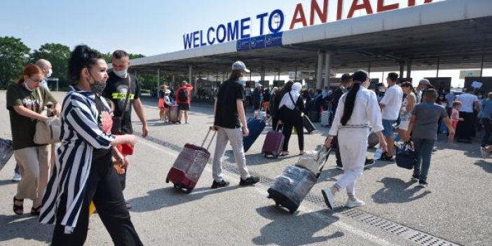 Antalya 120 bin Rus turistle Akdeniz'de ilk sırada