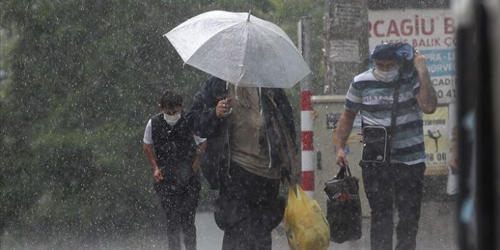 İstanbul'da beklenen yağış başladı