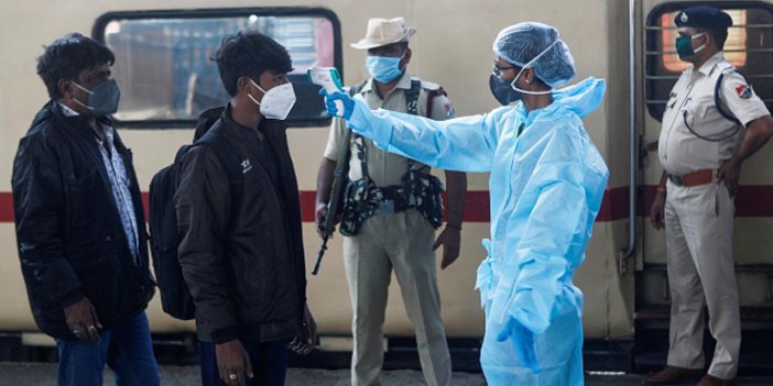 Hindistan'da korona virüs hasta sayısındaki düşüş sürüyor