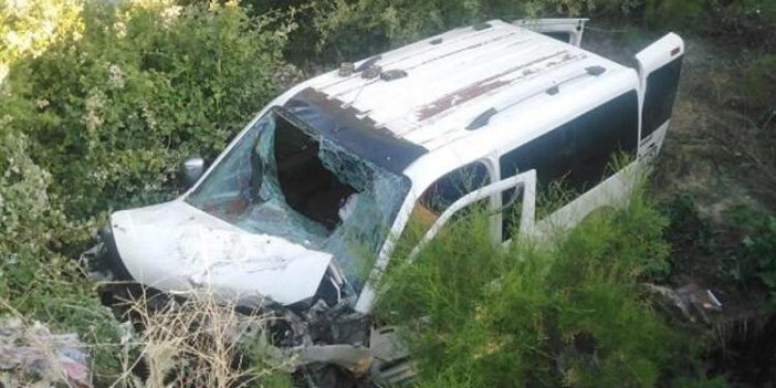 Isparta'da korkunç kaza: 2 ölü 6 yaralı