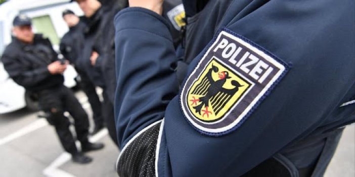 Alman polisi PKK bağlantılı derneğin toplanmasına izin vermedi
