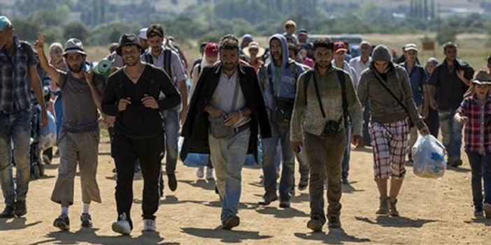 Prof. Dr. Ömeroğlu: Afganların göçmenler Delta varyantı dalgasının başlatabilir