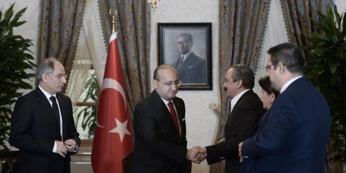 AKP ile HDP'nin Dolmabahçe Mutabakatı için çarpıcı iddia. Erdoğan telefonla hangi talimatı verdi