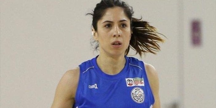 Beşiktaş, milli basketbolcu Özge Yavaş'ı renklerine bağladı