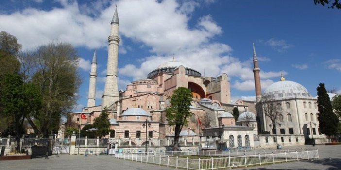 UNESCO, Ayasofya ve Kariye raporu için Türkiye’ye süre verdi
