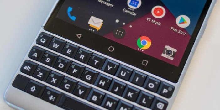 BlackBerry yenilenerek geri dönüyor