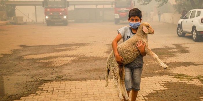 Halk düşmanı bebek katilleri görün yaptığınızı. Her şeye rağmen yaşayacağız ve var olacağız