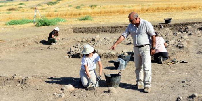 7 bin 500 yıllık köy kalıntıları bulundu
