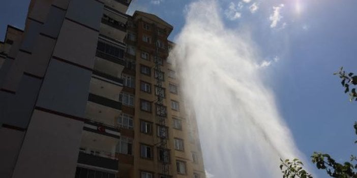 13 katlı binada yangın! Apartmandakiler tahliye edildi