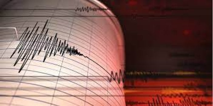 Ege'de yangın bölgesinde 5.2 büyüklüğünde deprem