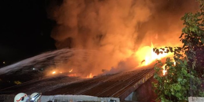 İstanbul'da cam atölyesi yangını