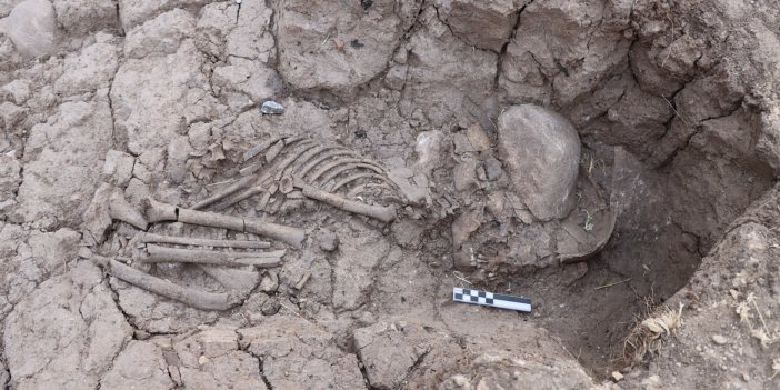 Tunceli'de 5 bin 500 yıllık çocuk iskeletine rastlandı