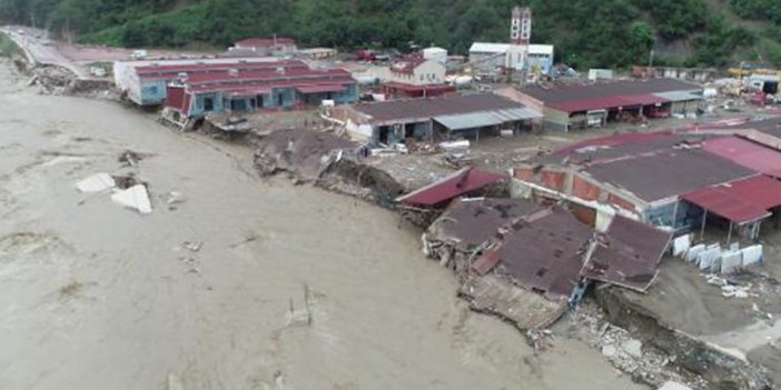 Sel felaketinde can kaybı 40'a yükseldi