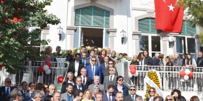 Karşıyaka Öğretmenler Lokali’nin açılışını Binali Yıldırım yapmıştı... İzmir'de büyük hırsızlık! Atatürk'le ilgili neler çalındı