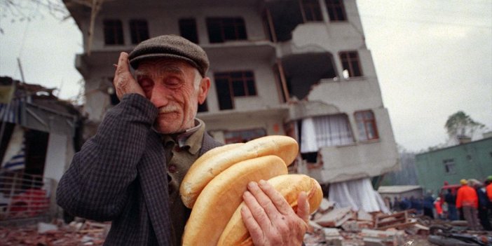 Asrın felaketi Marmara Depremi'nin üzerinden 22 yıl geçti