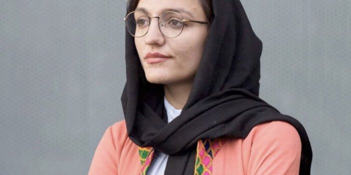 Afgan erkekler ülkelerinden kaçarken ilk kadın belediye başkanı ülkesini terk etmiyor