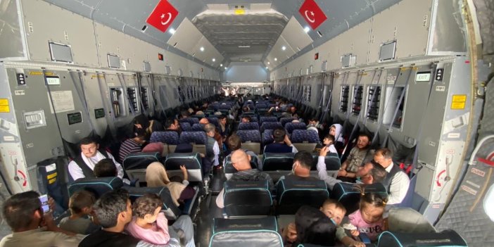 Kabil Havaalanı'ndan Türkler böyle tahliye edildi