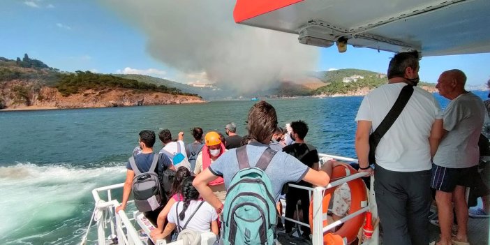 Yangın bölgesi Heybeliada'da vatandaşlar tahliye ediliyor