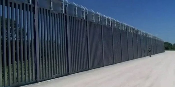 Afgan göçünü engellemek için Türkiye sınırına çelik duvar ördüler