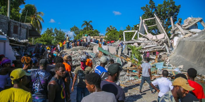 Haiti'de can kaybı 2 bini aştı