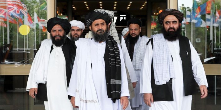 Taliban ülkedeki yabancı askerlerin çekilmesi için son uyarıyı yaptı
