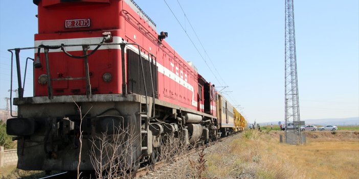 Sivas-Kayseri demir yolu hattı ulaşıma kapandı