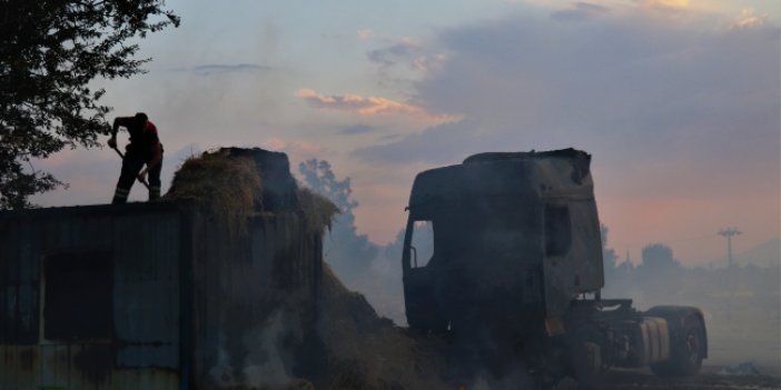 Burdur'daki yangında 150 ton saman ve 1 tır yandı