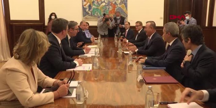 Bakan Çavuşoğlu Sırbistan Cumhurbaşkanı Vuçiç ile görüştü