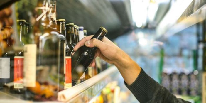 İzmir Valiliği'nden alkol ve sigara satan işletmeler için karar