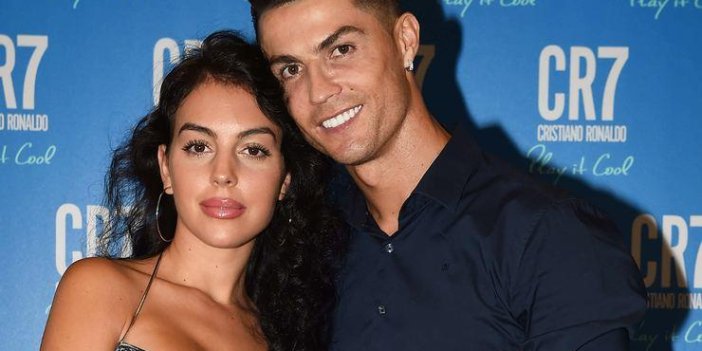Eski sevgilisi Ronaldo'nun büyük ayıbını anlattı