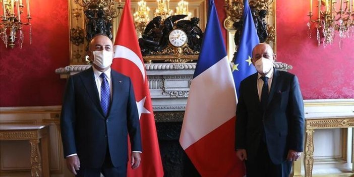 Bakan Çavuşoğlu, Fransız mevkidaşıyla görüştü