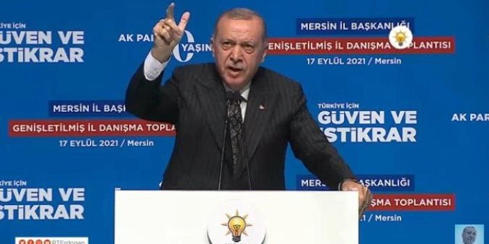 Erdoğan, bir kez daha Rabia işareti yapmadı