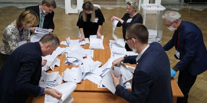 Rusya'daki seçimlerden ilk sonuçlar geldi