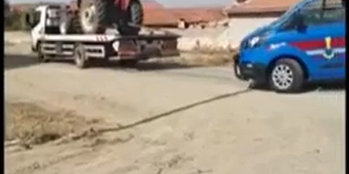 Kırşehir'de çiftçinin traktörü tarlada çalışırken haczedildi