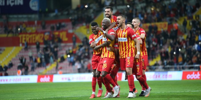 Galatasaray, Kayseri'de de dağıldı