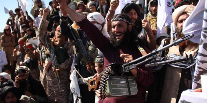 Hindistan: Afganistan terör üssüne dönüşebilir