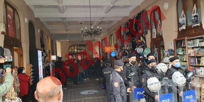 Büyükada İskelesi'nde polis mahkeme kararını engelledi TÜGVA'ya kalkan oldu